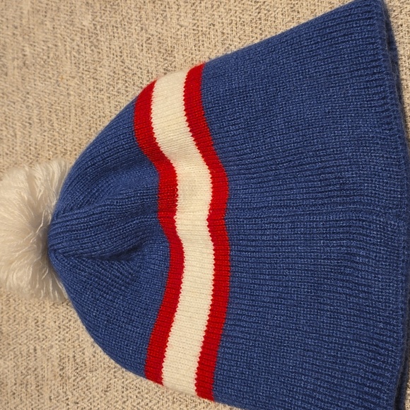 Cirque Aspen Beanie - Picture 8 of 11